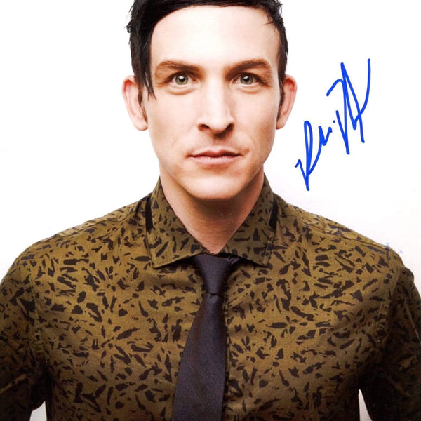 Robin Lord Taylor autograph  In-Person signed photograph