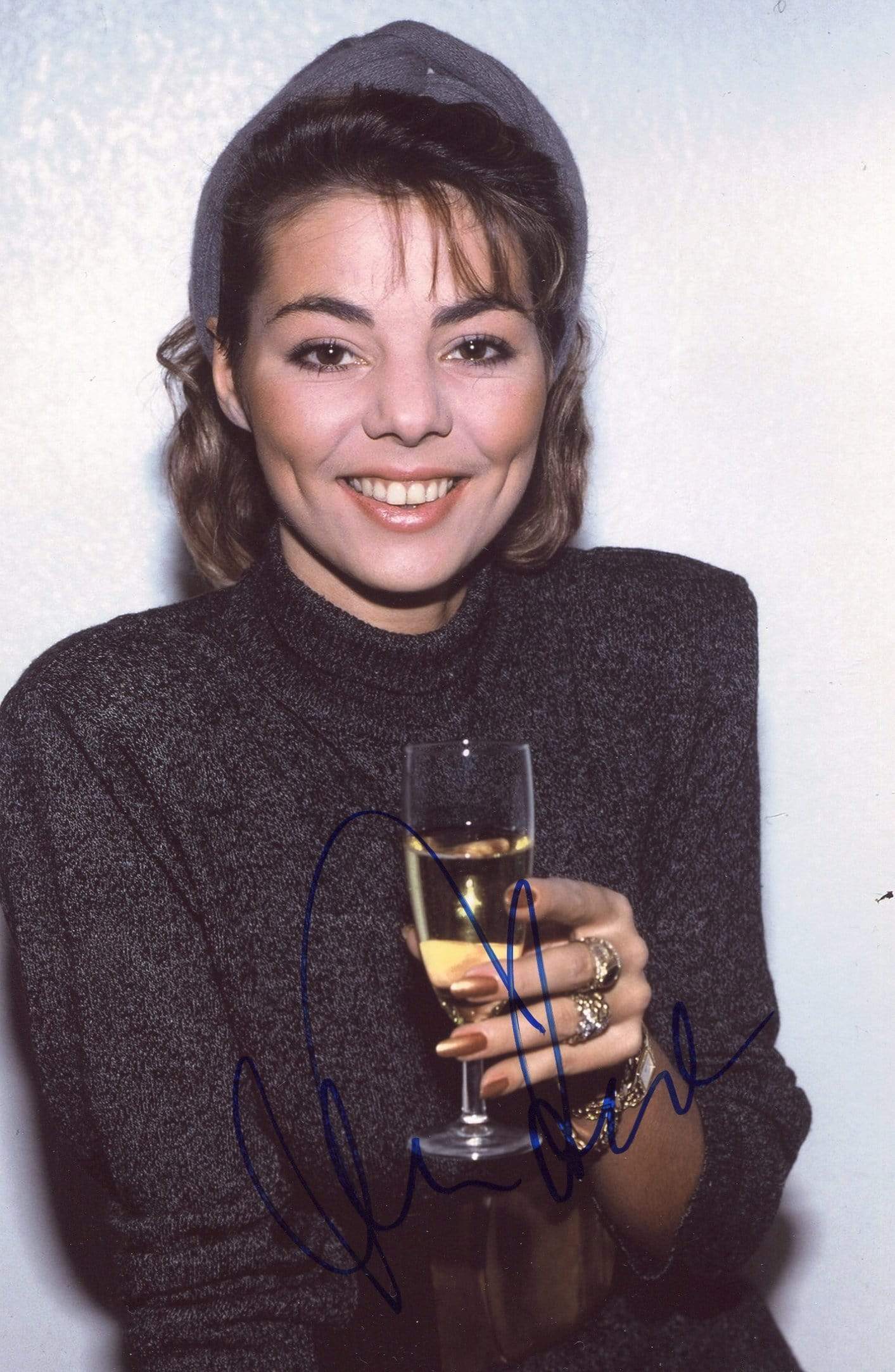 Sandra autograph
