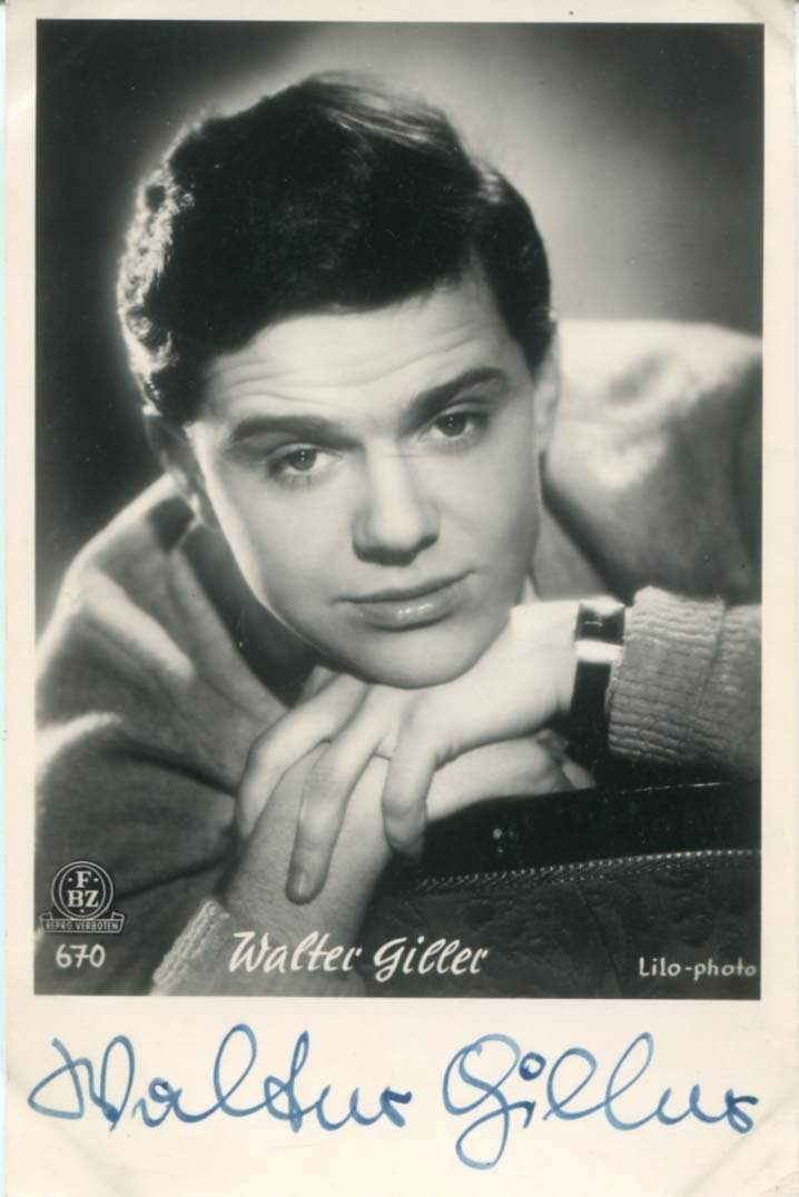 Giller, Walter autograph